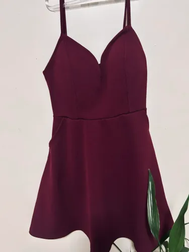 Vestido vinho
