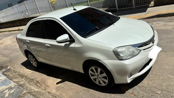 Toyota Etios XLS Sedan 1.5 Flex 16V 4P Aut. 2017