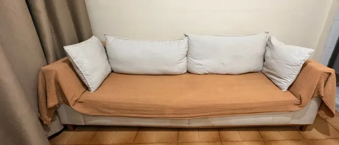 Sofá Confortável 3 Lugares.
