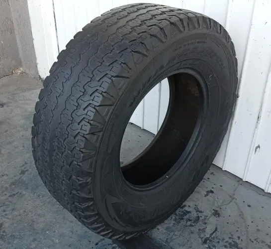 Pneu 265/70 aro 16 Goodyear Wrangler