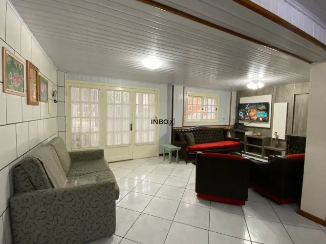 INBOX CIA IMOBILIÁRIA ALUGA - Casa mobiliada (parte inferior) com 2 quartos