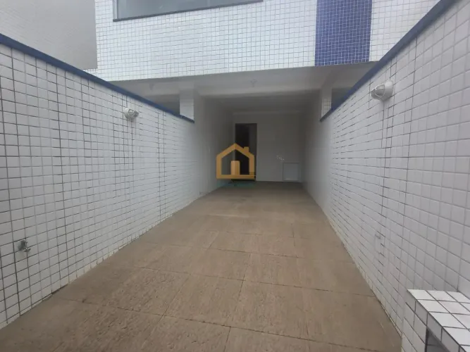 Casa Duplex 04 dormitórios, sendo 04 suítes à venda no bairro Aparecida - Santos/SP
