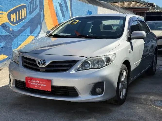 Toyota Corolla GLI 1.8 Flex 16V Mec. 2013