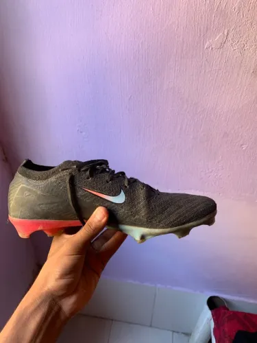 CHUTEIRA NIKE DE CAMPO À VENDA! 