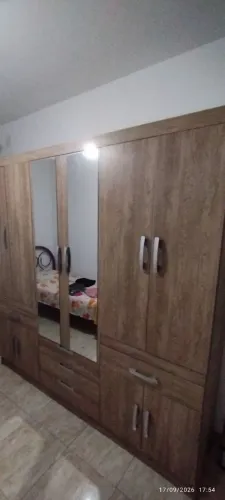 Guarda roupas 6 portas