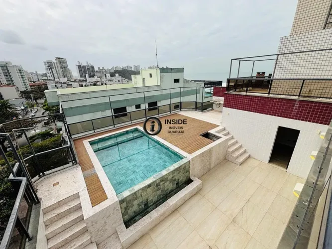 Cobertura duplex com 4 suítes na praia do tombo