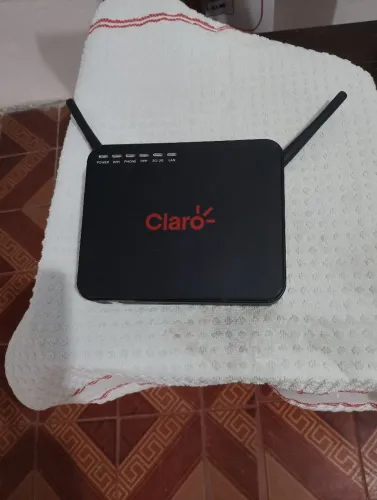 Aparelho da Claro / Wi-Fi através do chip.