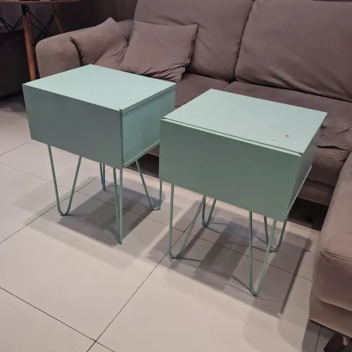 Par de Mesas De Cabeceira Retro Vintage Verde Menta Pés De Ferro