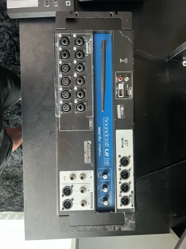Mesa SoundCraft Ui16