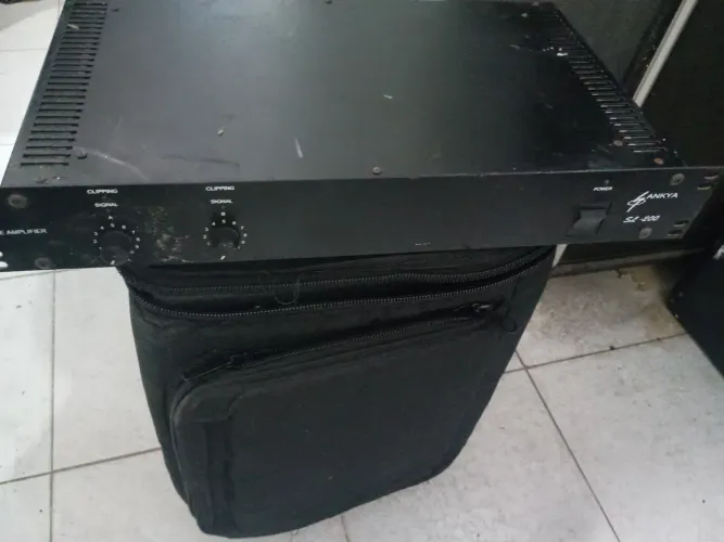 Amplificador Linha 70 volts