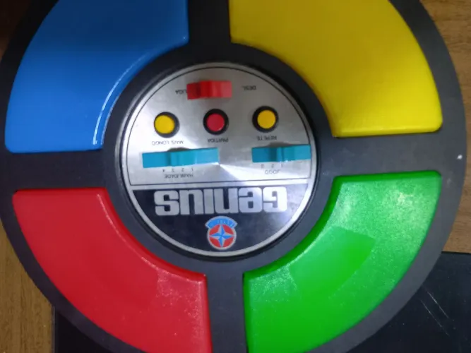 Brinquedo Genius 