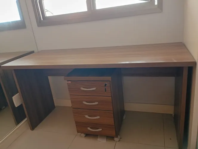 Mesa de escritório 