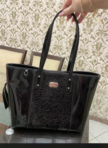 Bolsa original Victor Hugo preta verniz grande