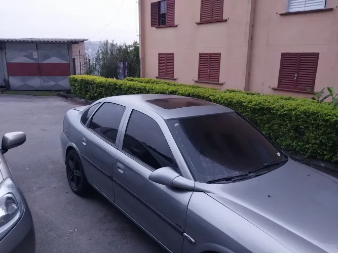 Chevrolet Vectra CD 2.2 16V / 2.0 16V Mec./aut. 1998
