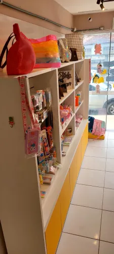 ARMARIO NAVAL MDF BRANCO 300X190x40 2 ANOS DE USO.. BEM CONSERVADO..  LOJAS BRANCO/AMARELO