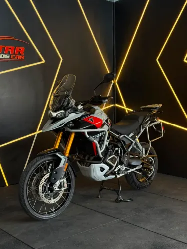 TRIUMPH TIGER 900 RALLY PRO ARAGON 2024 (ÚNICO DONO)