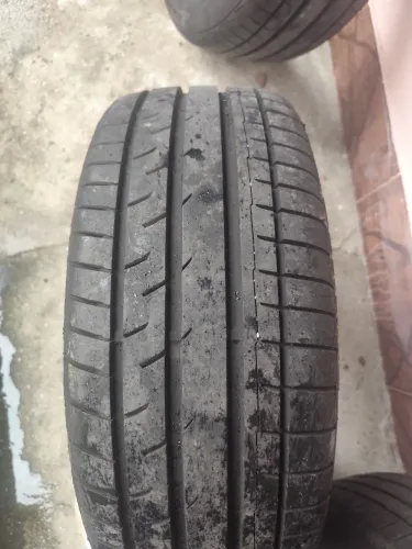 Pneu Continental Extreme aro 17 215/55