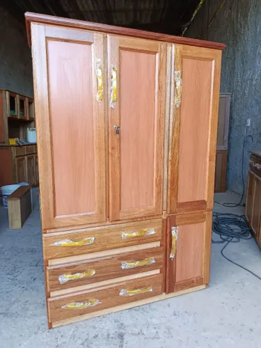 Guarda roupa de solteiro 3 portas NOVO