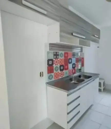 Vendo apartamento 2 quartos, 2 banheiros e 1 vaga. JM028