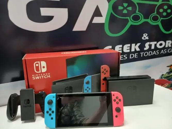 Nintendo Switch V2 Completo com CNX Atmosphere + Jogos