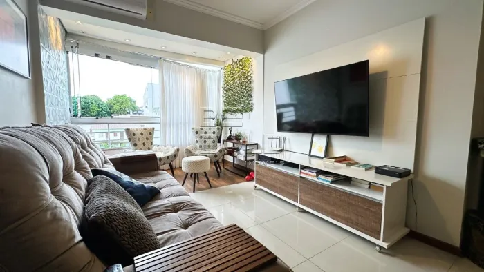 Apartamento com 3 dormitórios no Abraão