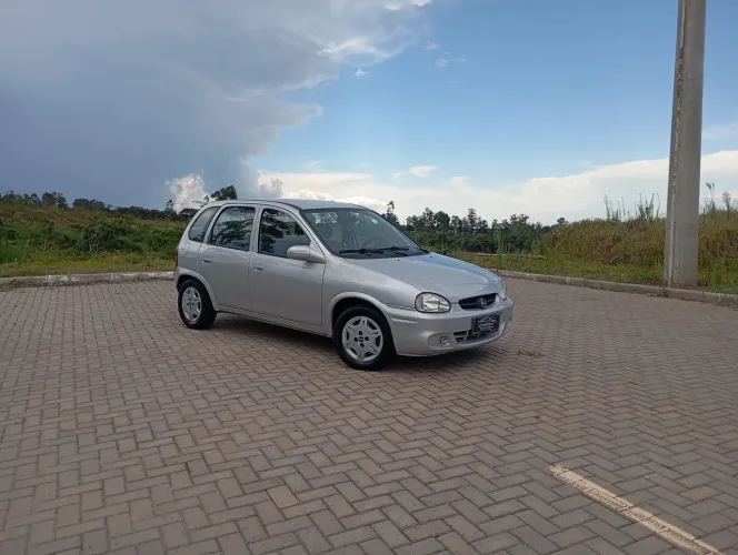 Chevrolet Corsa Wind 1.0 Mpf/milleniumi/ EFI 4P 2001