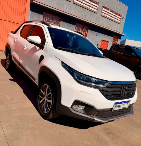 Fiat Strada Volcano 1.3 Flex 8V CD 2023