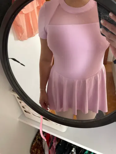 Collant rosa com saia