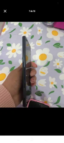 Moto g6 plus com defeito, volume super baixinho.