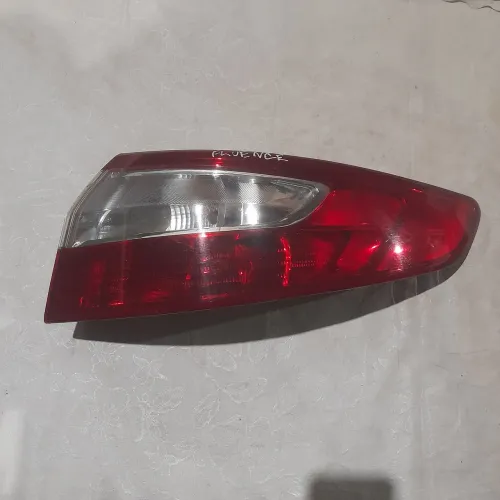 Lanterna traseira direita original fluence 09/013