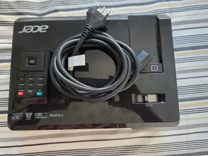 Retroprojetor ACE P1163