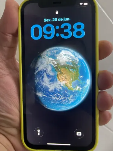 iPhone 12 