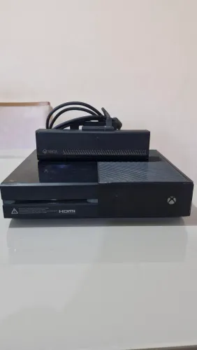 Xbox One Fat + Kinect + Controle Xbox One S