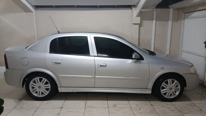 Chevrolet Astra Sedan 2.0/cd/ Expres.gls 2.0 8V 4P 2004