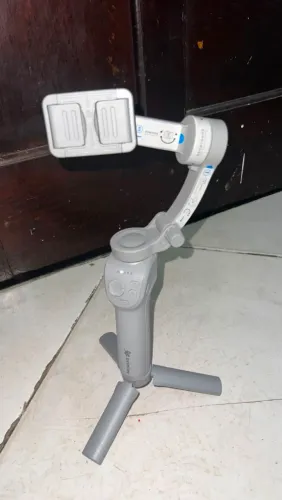 Suporte estabilizador três eixos
