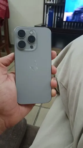 V/T iPhone 15 pro Estado de zero