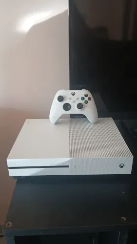 VENDO/TROCO XBOX ONE DE 1TB POR IPHONE