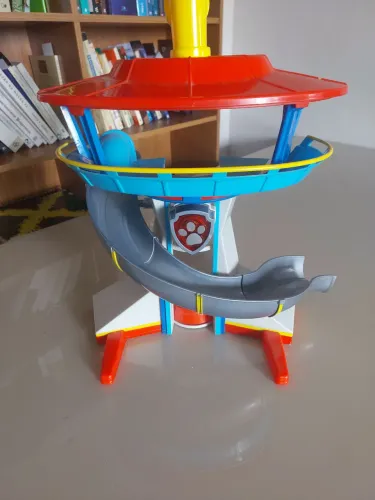 Torre de vigilância Patrulha Canina