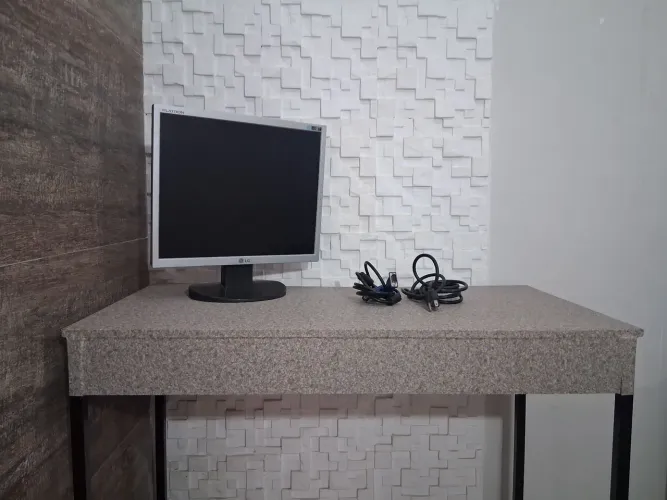 MONITOR LG 17 Polegadas ótimo estado.
