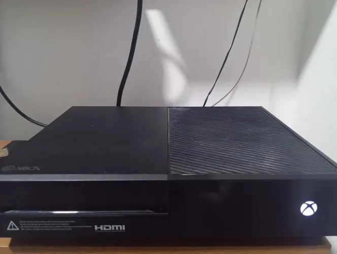 Xbox one FAT com defeito