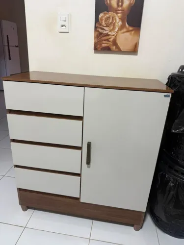 Cômoda a venda