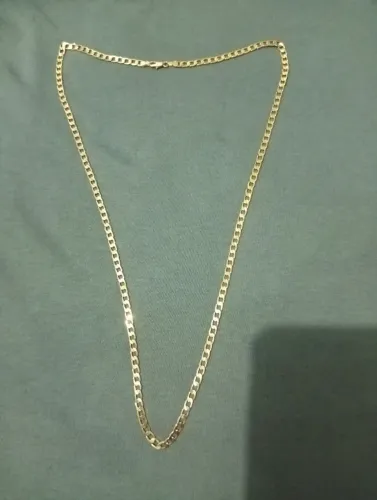 Corrente banhada a ouro!
