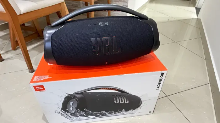 Jbl bom box