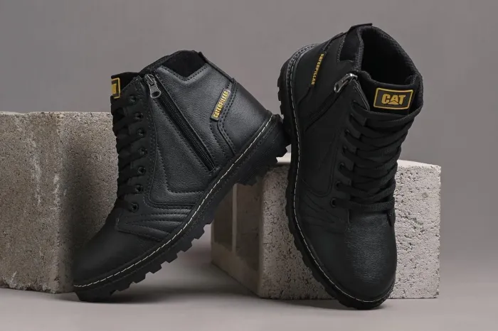 Caterpillar masculina 