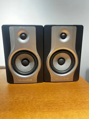 Monitor de áudio - M-Audio BX6 Carbon