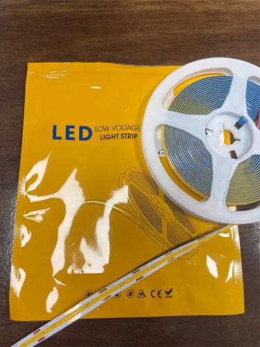 6 Fita de LED flexível com transformador