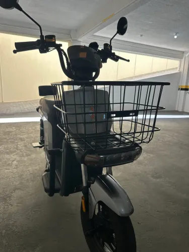 Scooter elétrica moto chef RET 1000w bateria removível