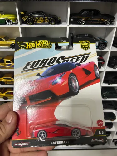 Hot Wheels Lá Ferrari