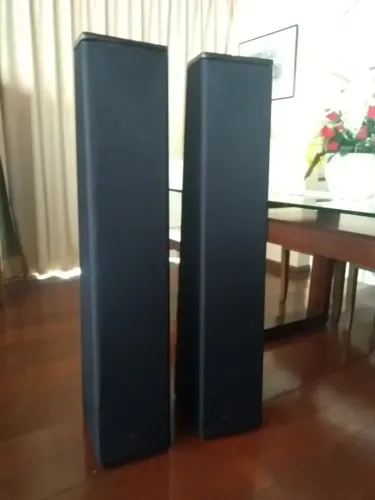 CAIXAS DE SOM MIRAGE - MODELO OM -10CH-1