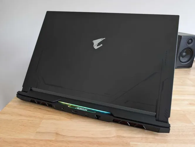 Notebook Aorus 17x RTX 4090 i9 64GB DDR5 2TB